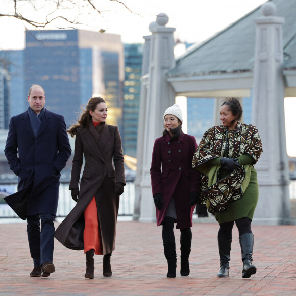 La maire de Boston Michelle Wu et la pasteure Mariama White-Hammond - Le prince de Galles William et Kate Catherine Middleton, princesse de Galles, en visite sur le port de Boston, à l'occasion de leur déplacement officiel aux Etats-Unis. Le 1er décembre 2022 