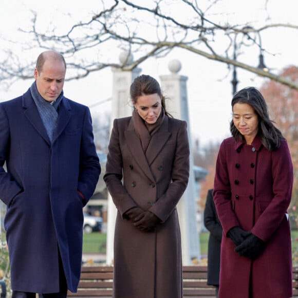 La maire de Boston Michelle Wu et la pasteure Mariama White-Hammond - Le prince de Galles William et Kate Catherine Middleton, princesse de Galles, en visite sur le port de Boston, à l'occasion de leur déplacement officiel aux Etats-Unis. Le 1er décembre 2022 