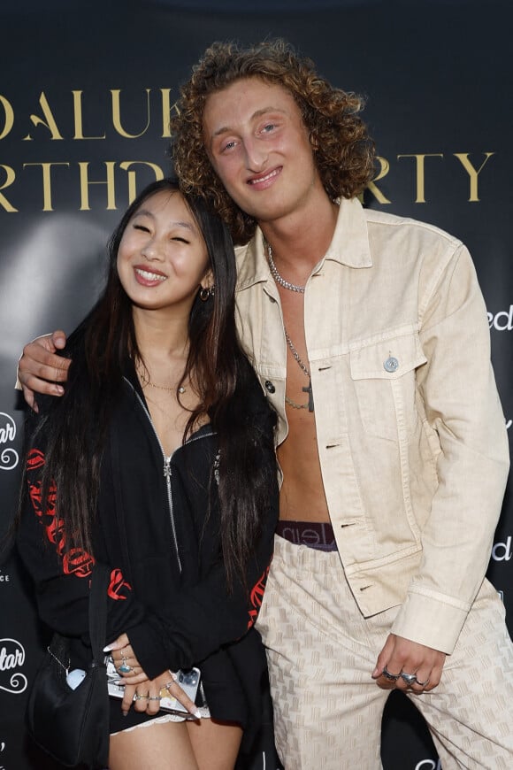 Exclusif - Joalukas Noah avec Jade Hallyday lors de la soirée d'anniversaire de Joalukas Noah, fils de Yannick Noah et Isabelle Camus, pour ses 18 ans à Paris le 10 juin 2022. © Cyril Moreau / Bestimage 