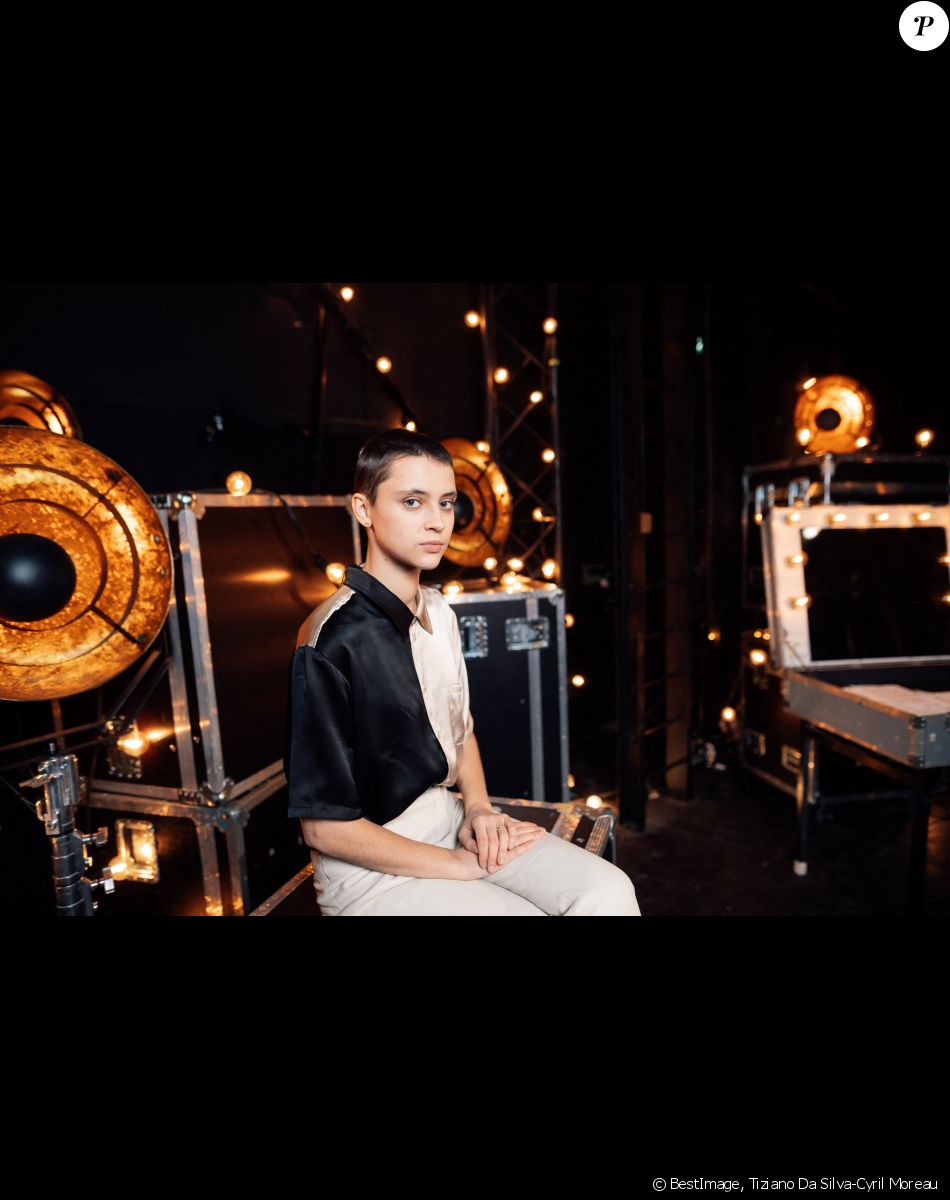 Exclusif - Prix Spécial - La chanteuse Pomme - Backstage - Enregistrement de l'émission "Michel Polnareff, la soirée événement", diffusée le 6 décembre à 21h10 sur France 2 © Tiziano Da Silva-Cyril Moreau / Bestimage