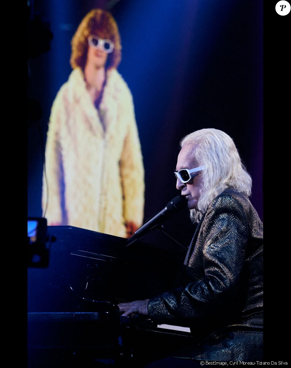 Exclusif - Prix Spécial - Michel Polnareff lors de l'enregistrement de l'émission "Michel Polnareff, la soirée événement", diffusée le 6 décembre à 21h10 sur France 2 © Cyril Moreau-Tiziano Da Silva / Bestimage
