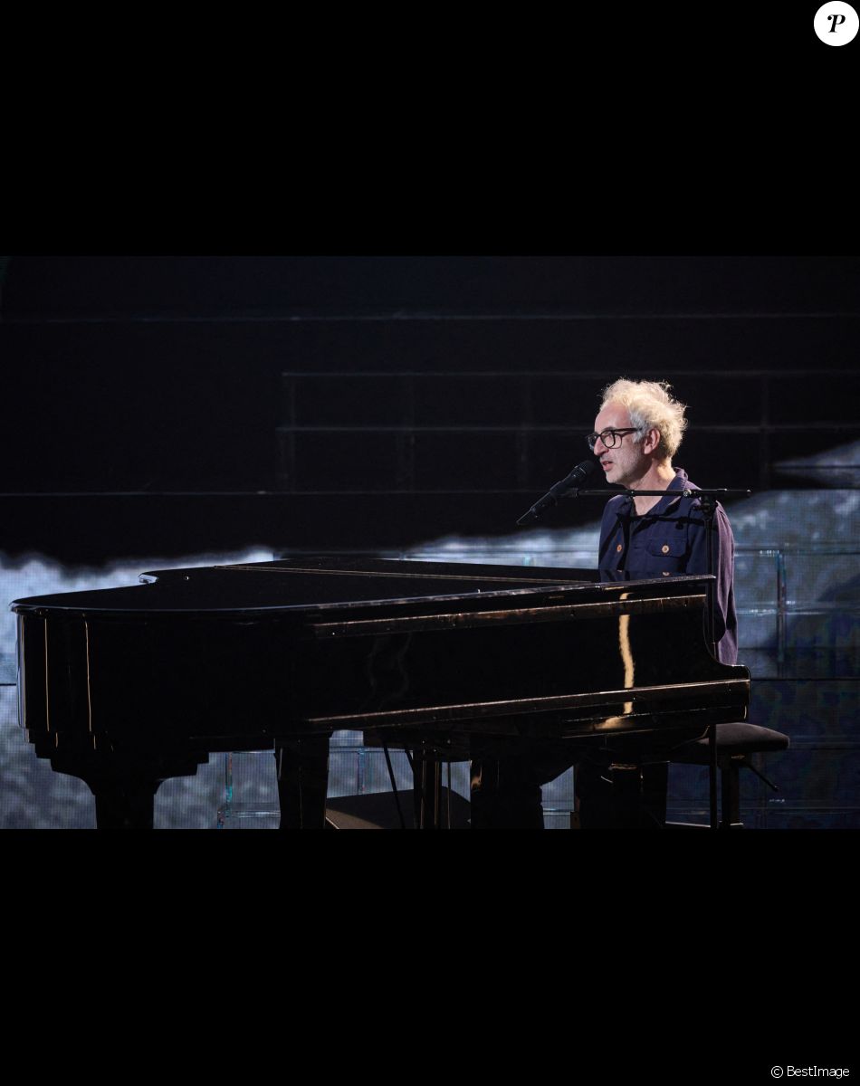 Exclusif - Prix Spécial - Vincent Delerm - Enregistrement de l'émission "Michel Polnareff, la soirée événement", diffusée le 6 décembre à 21h10 sur France 2 © Cyril Moreau-Tiziano Da Silva / Bestimage