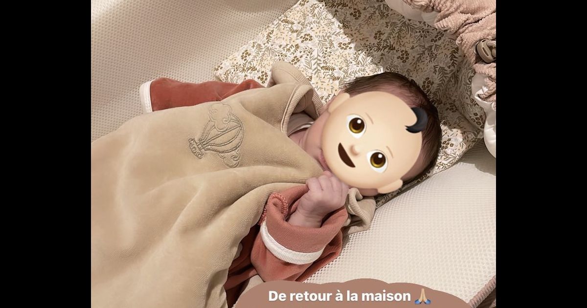 Capucine Anav et sa fille Lola sont enfin de retour à la maison