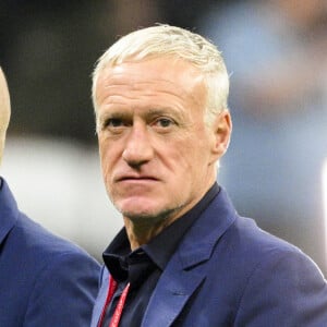 Didier Deschamps, entraineur et sélectionneur de l'équipe de France avec ses adjoints avant le match de football de quart de finale opposant la France à l'Angleterre lors de coupe de Monde au stade Al Bayt à Al Khor au Qatar. © Jean-Baptiste Autissier/Panoramic/Bestimage 