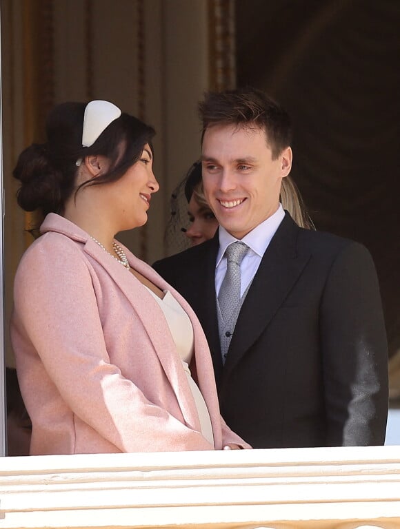 Louis Ducruet et sa femme Marie Chevallier - La famille princière au balcon du palais lors de la Fête Nationale de la principauté de Monaco le 19 novembre 2022. © Dominique Jacovides / Bruno Bebert / Bestimage 