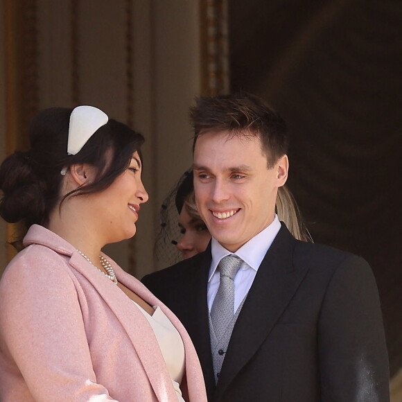 Louis Ducruet et sa femme Marie Chevallier - La famille princière au balcon du palais lors de la Fête Nationale de la principauté de Monaco le 19 novembre 2022. © Dominique Jacovides / Bruno Bebert / Bestimage 