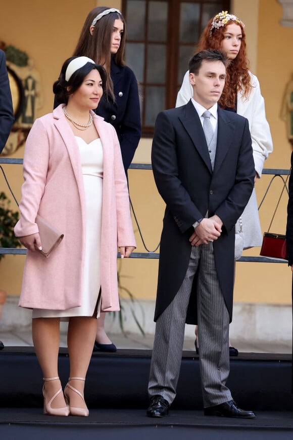 Louis Ducruet et sa femme Marie Chevallier - La famille princière de Monaco dans la cour du palais lors de la Fête Nationale de la principauté de Monaco le 19 novembre 2022. © Dominique Jacovides / Bruno Bebert / Bestimage 