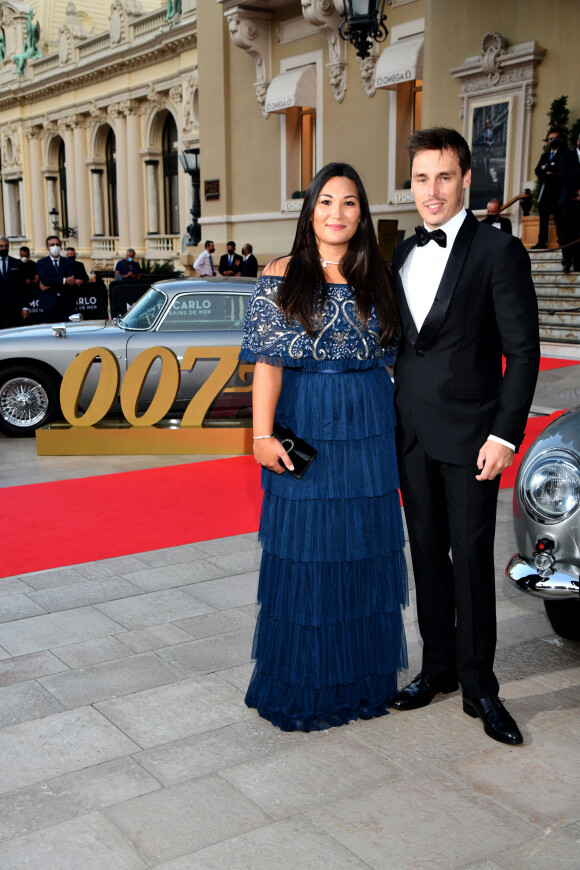 Louis et Marie Ducruet durant l'avant première du dernier James Bond " No Time To Die" au Casino de Monaco, le 29 septembre 2021. Pour assister à cette soirée il a fallut payer 2500 Dollars soit un peu plus de 2000 Euros. Les recettes serviront à financer le nouveau prix remis en l'honneur de Sir Roger Moore, ancien agent 007 et résident du Rocher, disparu en 2017. L'acteur britannique avait fait ses débuts grâce à cette fondation, qui, comme le voulait la princesse Grace Kelly, se consacre à aider des jeunes artistes émergents dans le théâtre, la danse ou le cinéma, grâce à des bourses professionnelles. © Bruno Bebert/Bestimage  '