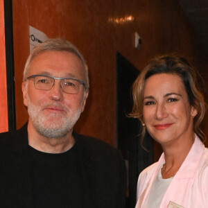 Exclusif - Laurent Ruquier et Virginie Hocq - Anne Roumanoff fête ses 35 ans de carrière avec le spectacle "Anne Roumanoff & Co s'amusent" à l'Olympia de Paris le 4 décembre 2022. © Coadic Guirec/Bestimage