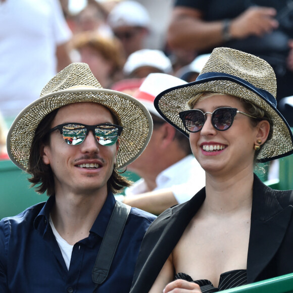 Jazmin Grace Grimaldi ( la fille du prince Albert II de Monaco) et son compagnon Ian Mellencamp assistent au Rolex Monte Carlo Masters 2018 de tennis, au Monte Carlo Country Club à Roquebrune Cap Martin le 18 avril 2018. © Bruno Bebert / Bestimage 