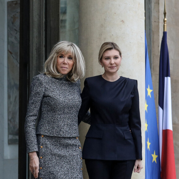 Brigitte Macron reçoit la première dame de l'Ukraine Olena Zelenska au palais de l'Elysée à Paris le 12 décembre 2022. © Stéphane Lemouton / Bestimage 