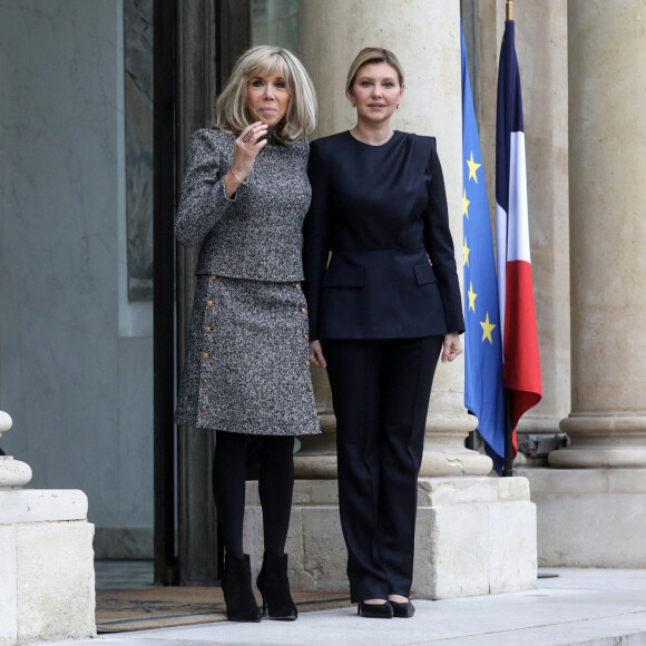 Brigitte Macron reçoit la première dame de l'Ukraine Olena Zelenska au palais de l'Elysée à Paris le 12 décembre 2022. © Stéphane Lemouton / Bestimage 