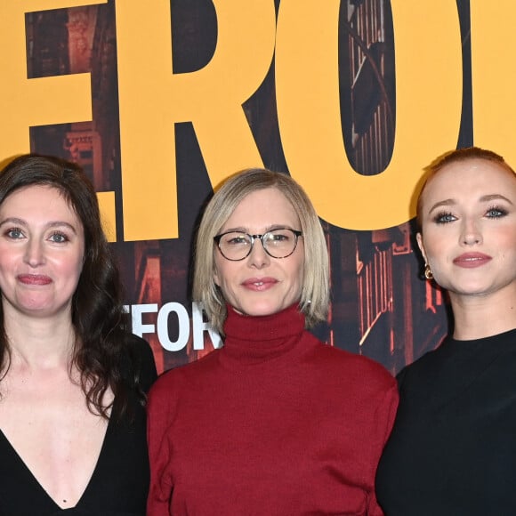 Louise Coldefy, Pascale Arbillot et Chloé Jouannet - Avant-première du film "Mon héroïne" au cinéma UGC Normandie à Paris le 12 décembre 2022. © Coadic Guirec/Bestimage