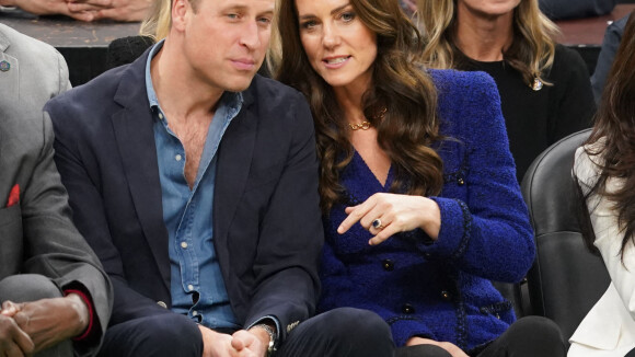 Kate Middleton : Look chic et jean moulant pour une photo de famille parfaite, sa meilleure réplique à Meghan