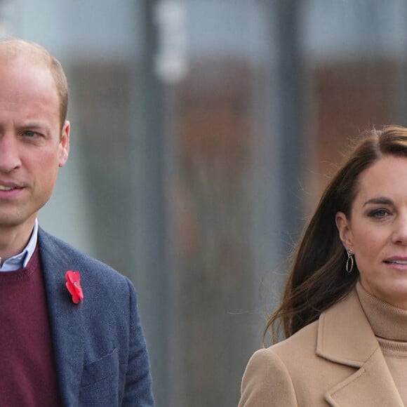 Le prince William, prince de Galles, et Catherine (Kate) Middleton, princesse de Galles, se rendent à Scarborough pour lancer un financement destiné à soutenir la santé mentale des jeunes, dans le cadre d'une collaboration dirigée par la Royal Foundation le 3 novembre 2022. 