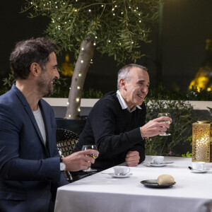 Exclusif - Florent Peyre, Elie Semoun, Olivier de Benoist - Jour 1 - Plateau - Enregistrement de l'émission "Le grand restaurant,  la guerre de l'étoile ", diffusée le 15 décembre sur M6 © Cyril Moreau / Bestimage