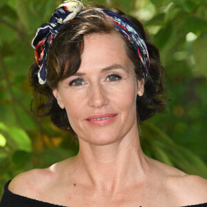 Cécile de France au photocall du film “La Passagère” lors du 15ème festival du film francophone de Angoulême . Le 28 août 2022. © Coadic Guirec / Bestimage