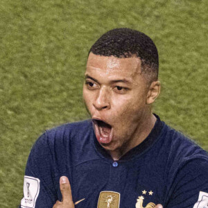 Kylian MBappe - Joie des joueurs français lors du match des 1/8emes de finale de la Coupe de Monde de Football "France vs Pologne (3-1)" à Doha au Qatar. Le 4 décembre 2022 © Fotoarena / Panoramic / Bestimage