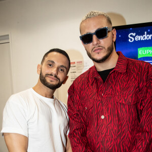 Exclusif - Malik Bentalha et Dj Snake - People au spectacle de Malik Bentalha "Encore" au Dôme de Paris - Palais des Sports à Paris le 20 février 2020. © Cyril Moreau/Bestimage