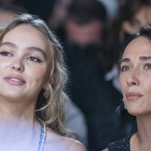 Lily-Rose Depp au front row du défilé de mode Chanel lors de la Fashion Week printemps/été 2022 à Paris, France, le 5 octobre 2021. © Olivier Borde/Bestimage 