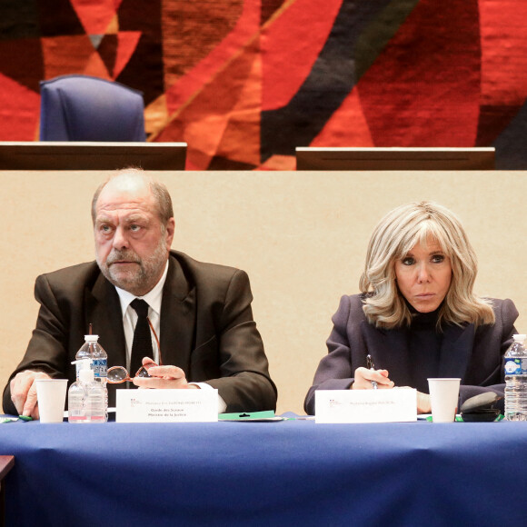 La Première dame, Brigitte Macron et Eric Dupond-Moretti, garde des Sceaux, ministre de la Justice, se rendent au Tribunal judiciaire d'Orléans pour présenter les annonces en matière d'accompagnement des mineurs victimes tout au long du processus judiciaire, le 20 décembre 2022 à Orléans © Stéphane Lemouton/Bestimage