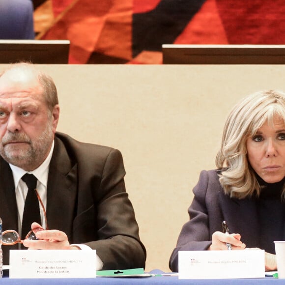 La Première dame, Brigitte Macron et Eric Dupond-Moretti, garde des Sceaux, ministre de la Justice, se rendent au Tribunal judiciaire d'Orléans pour présenter les annonces en matière d'accompagnement des mineurs victimes tout au long du processus judiciaire, le 20 décembre 2022 à Orléans © Stéphane Lemouton/Bestimage