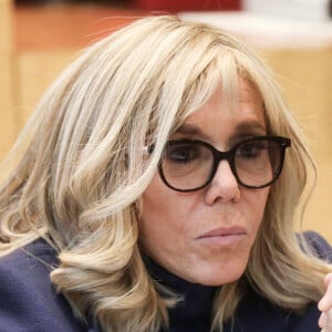 La Première dame, Brigitte Macron se rend au Tribunal judiciaire d'Orléans pour présenter les annonces en matière d'accompagnement des mineurs victimes tout au long du processus judiciaire, le 20 décembre 2022 à Orléans © Stéphane Lemouton/Bestimage