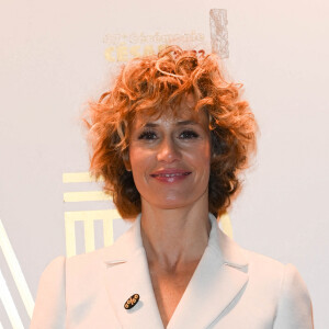 Cécile de France - Photocall au Fouquet's après la 47ème cérémonie des César à Paris le 26 février 2022. © Coadic Guirec / Bestimage 