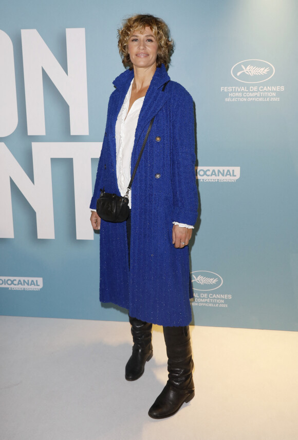 Cécile de France - Avant-première du film "De son vivant" au cinéma Pathé-Wepler à Paris. Le 17 novembre 2021 © Marc Ausset-Lacroix / Bestimage