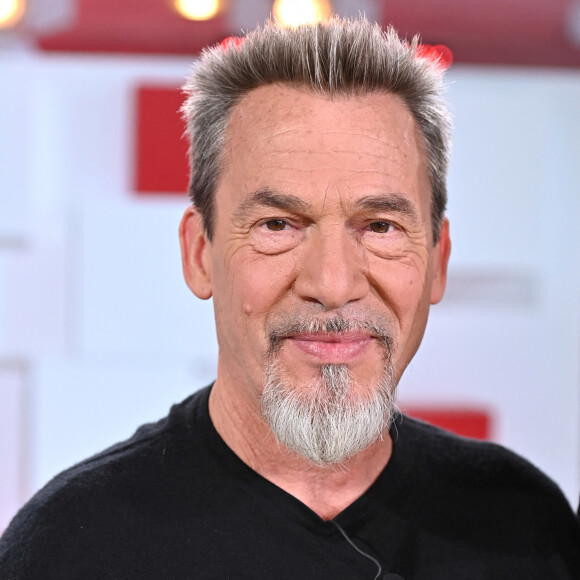 Exclusif - Florent Pagny - Enregistrement de l'émission "Vivement Dimanche" présentée par M.Drucker et diffusée le 31 octobre sur France 2. Le 27 octobre 2021 © Guillaume Gaffiot / Bestimage