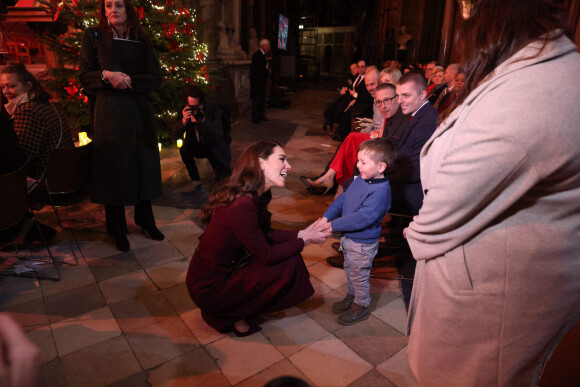 Catherine Kate Middleton, princesse de Galles - La famille royale à la sortie de la messe "Together at Christmas" à l'Abbaye de Westminster le 15 décembre 2022. © Photoshot / Panoramic / Bestimage 