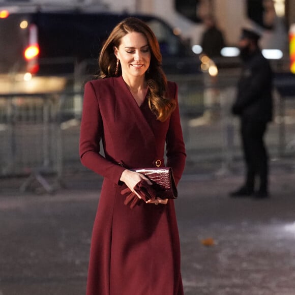 Catherine (Kate) Middleton, princesse de Galles, arrive pour le "Together at Christmas" Carol Service à l'abbaye de Westminster à Londres, Royaume uni, le 15 décembre 2022. 