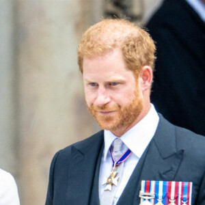 Le prince Harry, duc de Sussex, et Meghan Markle, duchesse de Sussex - Les membres de la famille royale et les invités lors de la messe célébrée à la cathédrale Saint-Paul de Londres, dans le cadre du jubilé de platine (70 ans de règne) de la reine Elisabeth II d'Angleterre. Londres, le 3 juin 2022. 