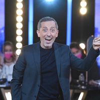 Gad Elmaleh : Son fils Noé, beau gosse romantique à New York avec sa compagne Johanna