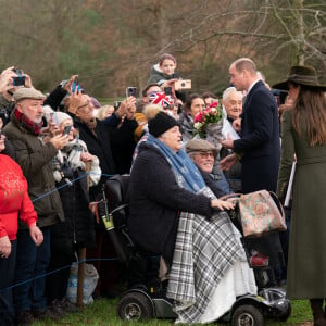 - La famille royale d'Angleterre assiste au service religieux de Noël à l'église St Mary Magdalene à Sandringham, Norfolk le 25 décembre 2022. 