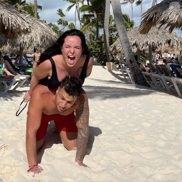 Kelly Helard avec Neymar à la plage