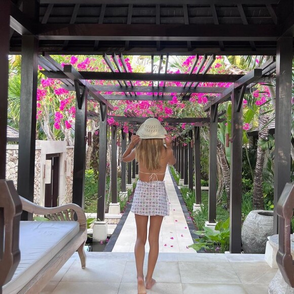 Stella Belmondo en vacances à Bali en Indonésie.