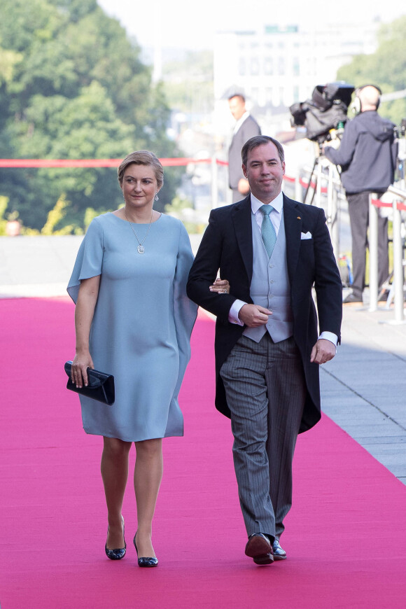 Le grand-duc héritier Guillaume de Luxembourg et Stéphanie de Luxembourg - La famille de Luxembourg arrive à la Philharmonie Luxembourg pour célébrer la fête Nationale le 23 juin 2022. 