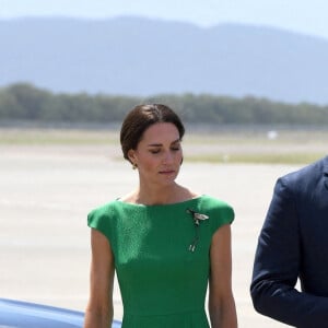 Le prince William, duc de Cambridge, et Catherine (Kate) Middleton, duchesse de Cambridge, quittent la Jamaique depuis l'aéroport international Norman Manley pour se rendre aux Bahamas, dernière étape de leur voyage officiel dans les Caraïbes. Kingston, le 24 mars 2022. 