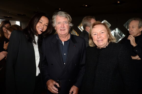 Exclusif - Olivier de Kersauson, sa femme Sandra, Maryvonne Pinault lors du déjeuner des conférenciers de la compagnie Ponant au restaurant Le Jules Verne à Paris le 14 décembre 2017.