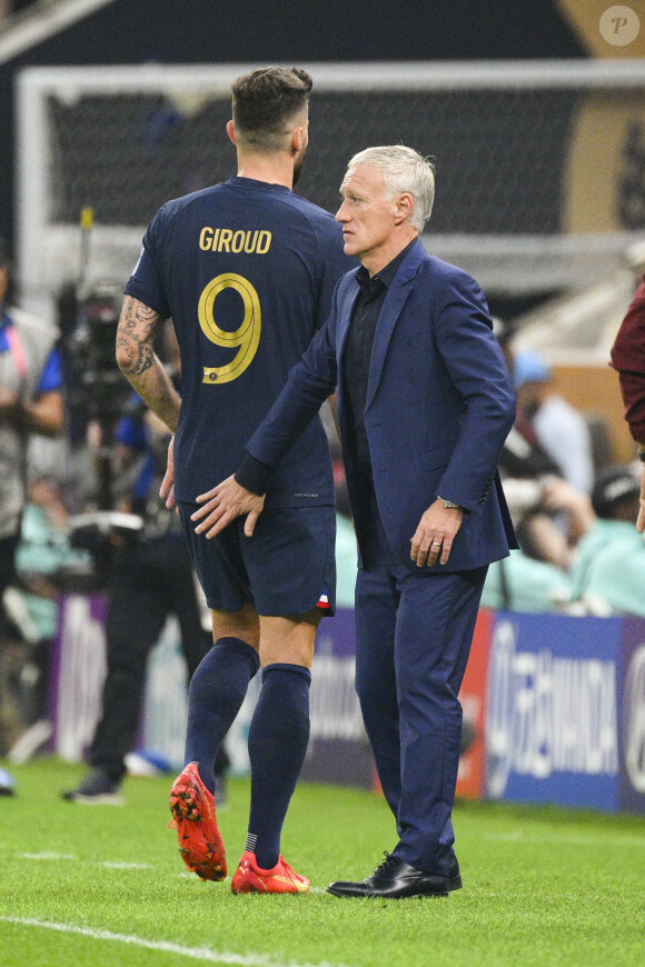 Sortie de GIROUD Olivier (FRA) / Didier Deschamps entraineur / Selectionneur France - Match "France - Argentine (3-3 - tab 2-4)" en finale de la Coupe du Monde 2022 au Qatar, le 18 décembre 2022. 