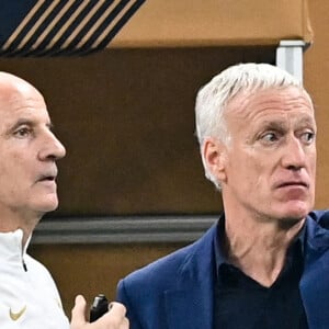 Didier Deschamps, Adjoint Guy Stephan - Match "France - Argentine (3-3 - tab 2-4)" en finale de la Coupe du Monde 2022 au Qatar, le 18 décembre 2022. © Philippe Perusseau / Bestimage 