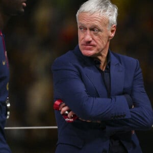 deception des joueurs de l equipe de France Didier Deschamps entraineur / Selectionneur France - Remise du trophée de la Coupe du Monde 2022 au Qatar (FIFA World Cup Qatar 2022) à l'équipe d'argentine après sa victoire contre la France en finale (3-3 - tab 2-4). Doha, le 18 décembre 2022. 