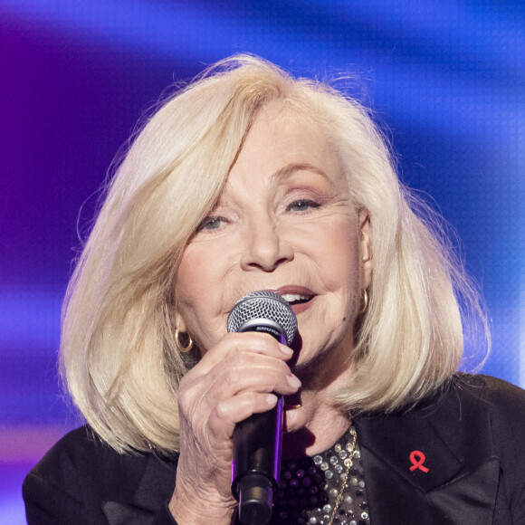 Exclusif - Michèle Torr - Enregistrement de l'émission "Les stars chantent pour le Sidaction - 40 ans de chansons de Céline Dion" au Palais des Sports à Paris. Le 16 mars 2022 © Cyril Moreau-Coadic Guirec / Bestimage