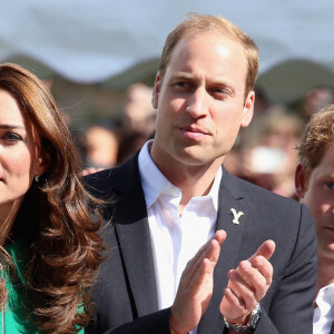 Catherine Kate Middleton (la duchesse de Cambridge)et les princes William et Harry à l' arrivée de la première étape du tour de France a Harrogate en Angleterre Le 05 Juillet 2014 