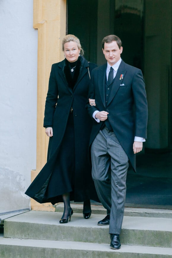 La duchesse Marie et son fils le duc Guillaume de Wurtemberg - Service funéraire de Maximilien de Bade au château de Salem, Allemagne, le 13 janvier 2023. © Dana Press/Bestimage 
