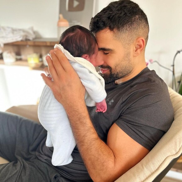 Jonathan Matijas avec son fils Loüka