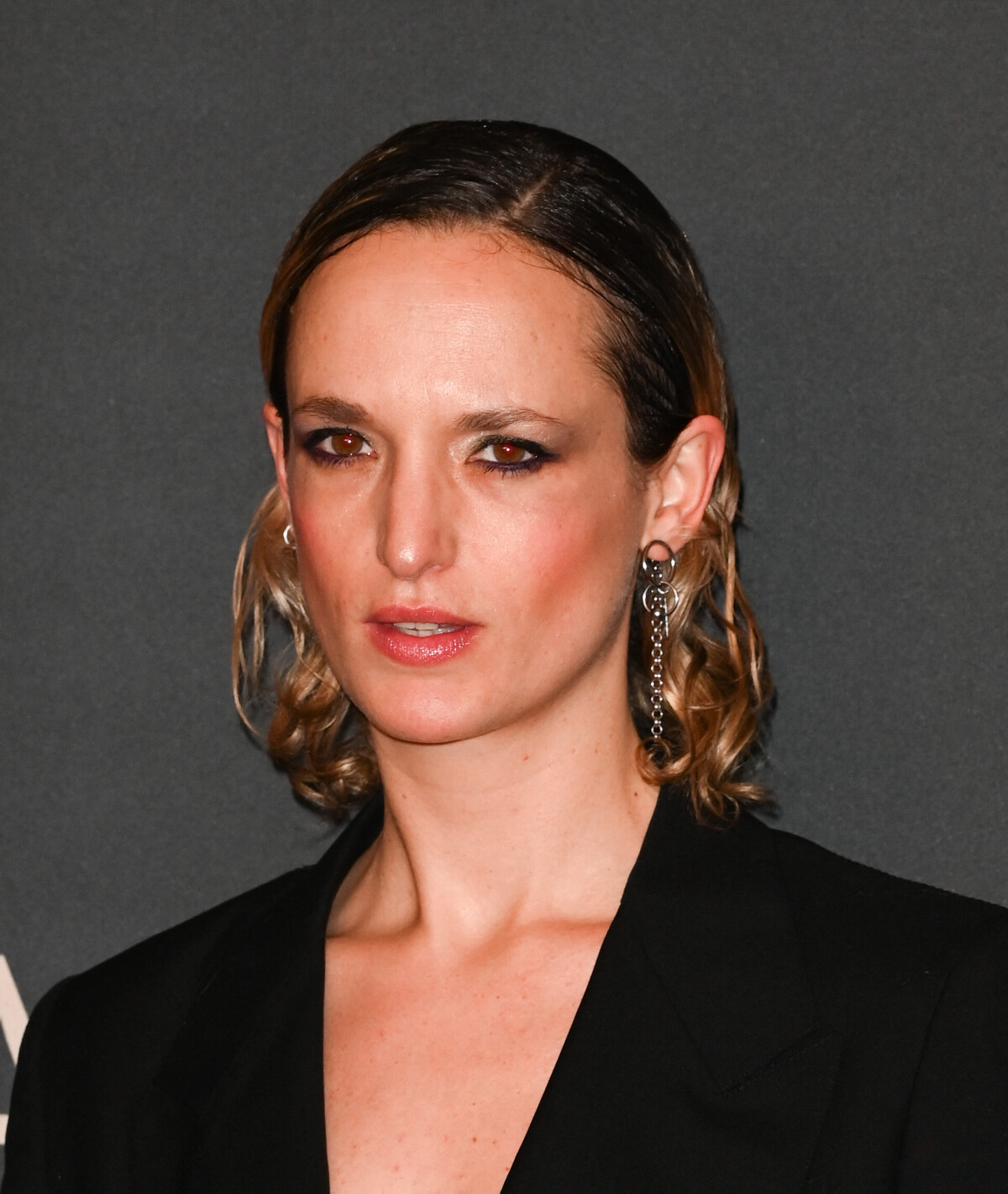 Photo Agathe Rousselle à la première du film "Babylon" au cinéma Le