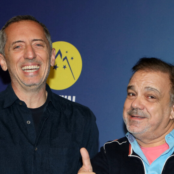 Gad Elmaleh, Didier Bourdon - Cérémonie d'ouverture du 26e Festival international du film de comédie de l'Alpe d'Huez le 16 janvier 2023. © Dominique Jacovides / Bestimage