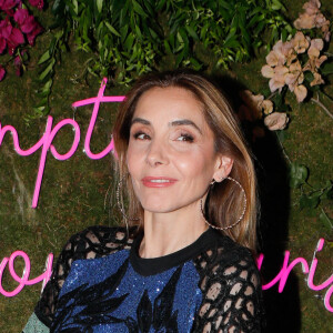 Clotilde Courau - People à la soirée "Kimpton Music Festival" à l'hôtel Kimpton Saint-Honoré à Paris. Le 1er juin 2022 © Christophe Clovis / Bestimage Le 1er juin 2022, le Kimpton St Honoré Paris a réalisé son premier Kimpton Festival en présence de nombreuses célébrités, en plein coeur de Paris. Le Directeur Régional du groupe hôtelier IHG, C.Laure, la Directrice Générale de l'hôtel Kimpton St Honoré Paris, L.Elmaleh ainsi que la fondatrice de l'agence de RP Sandra and Co, S.Sisley ont convié les personnalités à une soirée musicale exceptionnelle : concert privé du pianiste virtuose S.Pamart, DJ set enflammé de Polocorp et showcase de la plus célèbre des drag queens françaises N.Doll... Cet événement festif était également l'occasion de (re)découvrir ce joyau architectural inauguré en août dernier. Le boutique hôtel 5 étoiles dispose d'un magnifique rooftop bar, Sequoia, où les convives ont pu profiter d'une vue à 360 degrés sur les monuments parisiens. La fête s'est poursuivie au sein du restaurant californien de l'hôtel, Montecito, où les invités ont dansé jusqu'au bout de la nuit. Cette nouvelle adresse apporte un nouveau souffle à l'hôtellerie de luxe avec son design ludique et se démarque par son style élégant et décontracté. Les noctambules s'y sont réunis pour célébrer le pride month autour d'une programmation musicale inédite et une scénographie majestueuse digne des plus grands festivals. A night to remember!